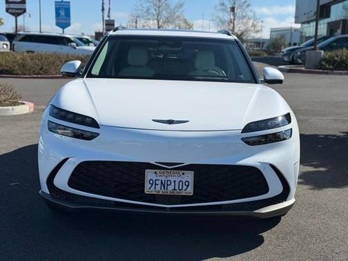 2023 Genesis GV60 Advanced