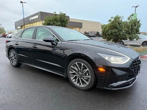 2022 Hyundai SONATA Limited