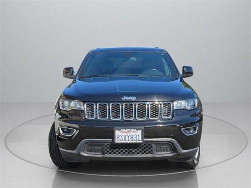 2020 Jeep Grand Cherokee Laredo