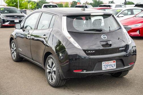 2017 Nissan Leaf SL