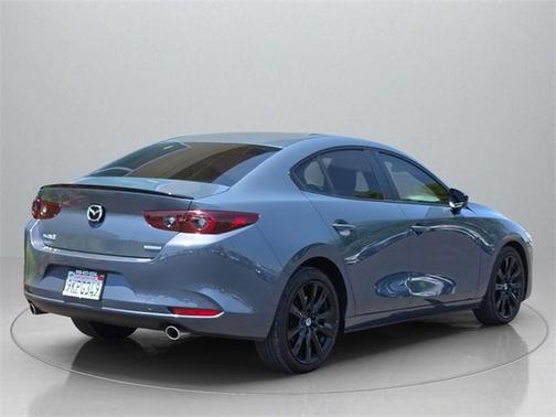 2023 Mazda Mazda3 2.5 S Carbon Edition