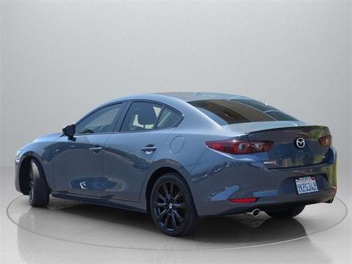 2023 Mazda Mazda3 2.5 S Carbon Edition