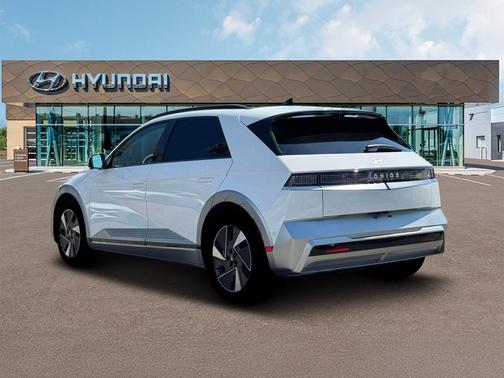 2025 Hyundai IONIQ 5 Limited