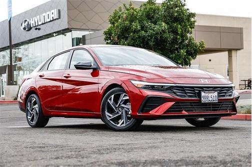 2025 Hyundai ELANTRA SEL Sport