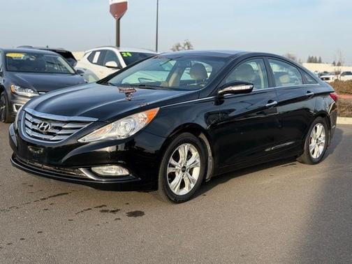 2012 Hyundai SONATA Limited