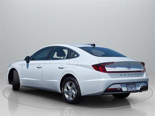2020 Hyundai SONATA SE
