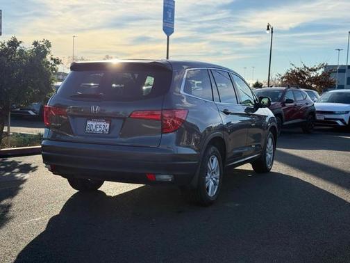 2018 Honda Pilot LX