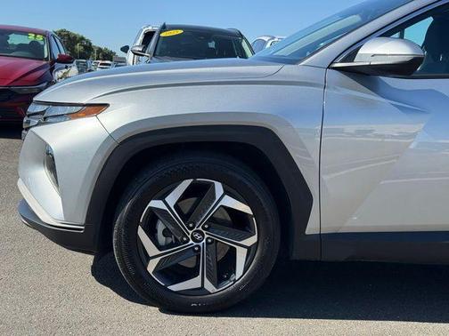 Shimmering Silver 2022 Hyundai TUCSON SEL