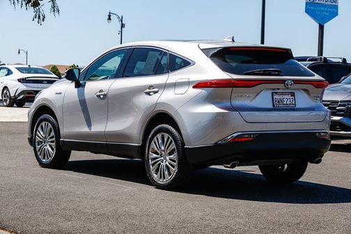 Titanium 2021 Toyota Venza Limited