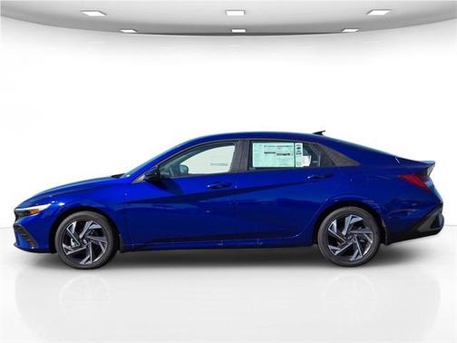 2025 Hyundai ELANTRA HEV SEL Sport