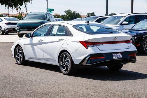 White 2025 Hyundai ELANTRA HEV Limited