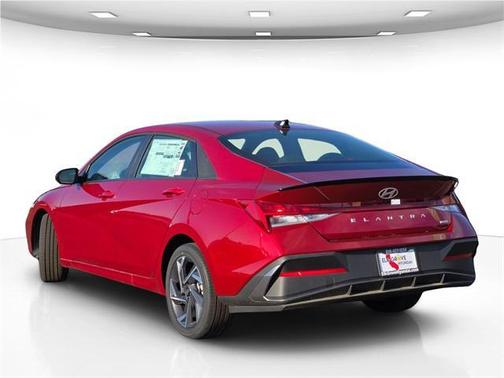 2025 Hyundai ELANTRA HEV SEL Sport