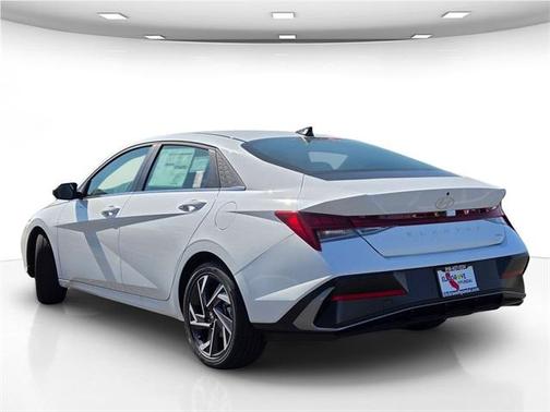 2025 Hyundai ELANTRA HEV Limited