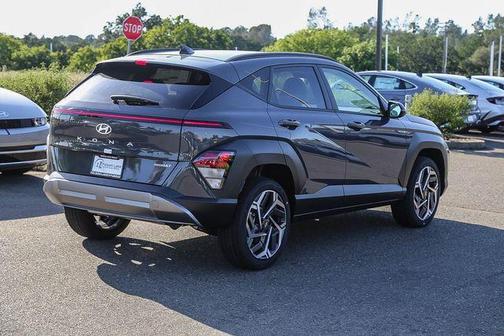 Gray Pearl 2026 Hyundai KONA SEL Premium