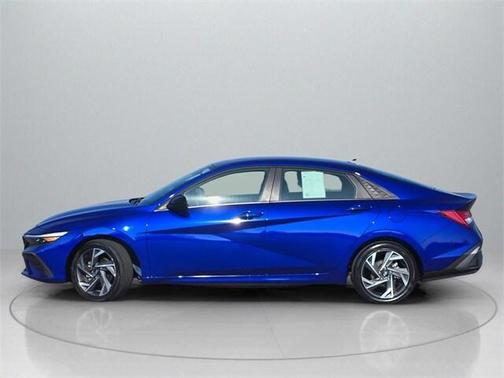 2025 Hyundai ELANTRA HEV SEL
