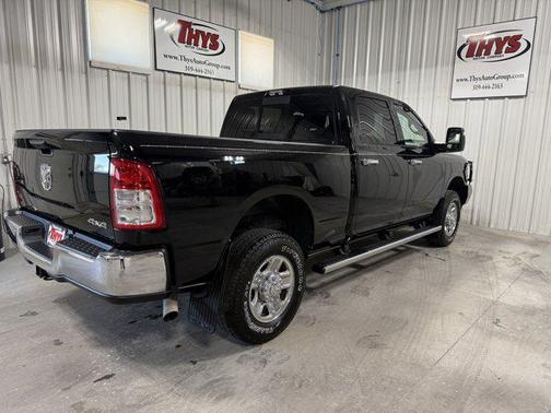 2024 RAM 2500 Tradesman Crew Cab 4x4 6'4' Box