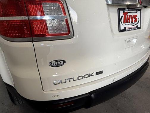 2010 Saturn Outlook XE Premium
