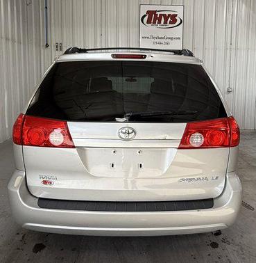 2008 Toyota Sienna LE