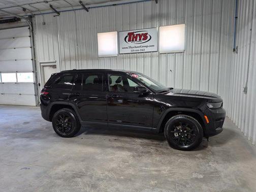 2024 Jeep Grand Cherokee Altitude