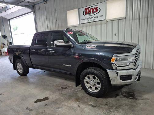 2019 RAM 3500 Laramie Crew Cab 4x4 6'4' Box