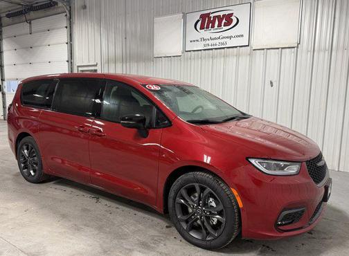 2026 Chrysler Pacifica L