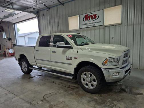 2017 RAM 2500 Laramie Crew Cab 4x4 6'4' Box