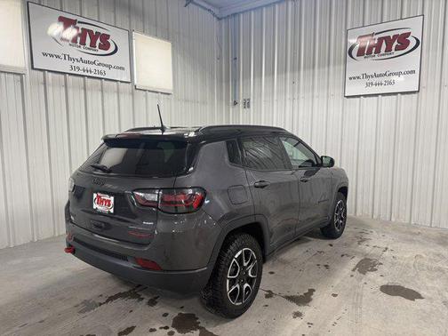 2024 Jeep Compass Trailhawk