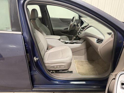 2017 Chevrolet Malibu 1LT