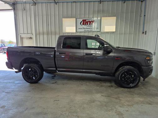 2025 RAM 2500 Big Horn Crew Cab 4x4 6'4' Box