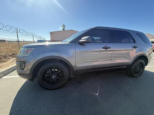 Grey 2016 Ford Utility Police Interceptor Base