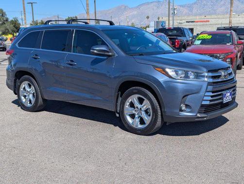 Shoreline Blue Pearl 2019 Toyota Highlander Limited