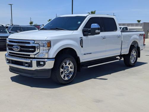 Oxford White 2021 Ford F-250 Lariat
