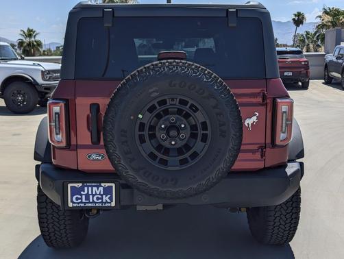 Ruby Red Metallic Tinted Clearcoat 2026 Ford Bronco Outer Banks