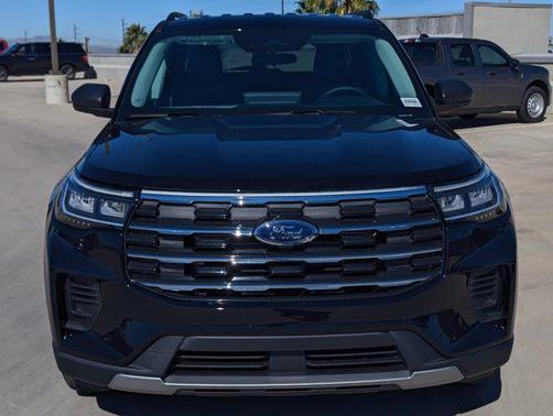 Agate Black Metallic 2026 Ford Explorer Active w/200A Pkg