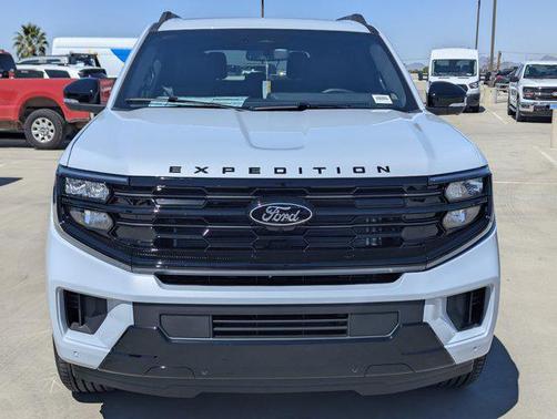 Space Silver Metallic 2026 Ford Expedition Platinum