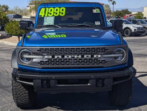 Velocity Blue Metallic 2021 Ford Bronco Badlands