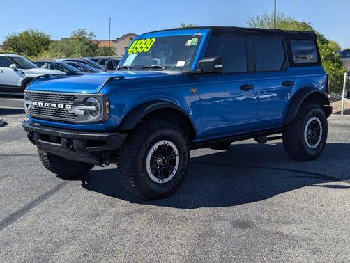 Velocity Blue Metallic 2021 Ford Bronco Badlands