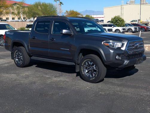 MAGNETIC GRAY MET 2016 Toyota Tacoma TRD Off Road