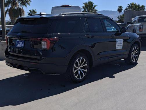 Agate Black Metallic 2026 Ford Explorer ST-Line