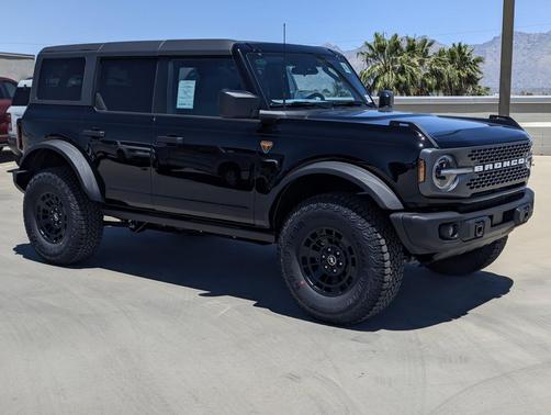 Shadow Black 2026 Ford Bronco Badlands