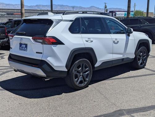 Ice Cap 2024 Toyota RAV4 Adventure