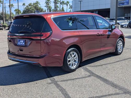 Velvet Red Pearlcoat 2023 Chrysler Pacifica Touring L
