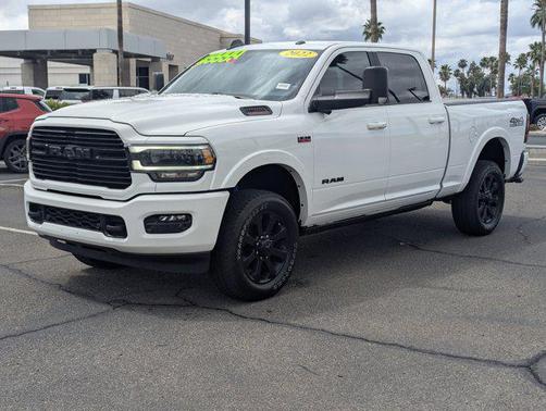 Bright White Clearcoat 2022 RAM 2500 Laramie Crew Cab 4x4 6'4' Box