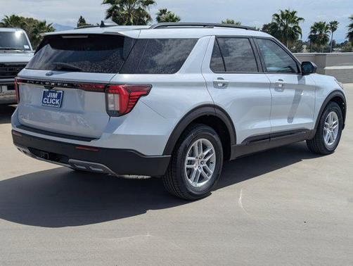 Space White Metallic 2026 Ford Explorer Active