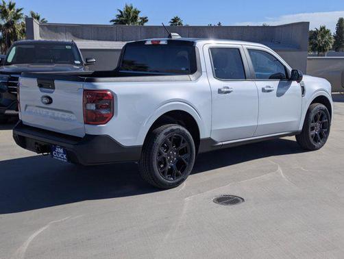 Space White Metallic 2026 Ford Maverick Lariat