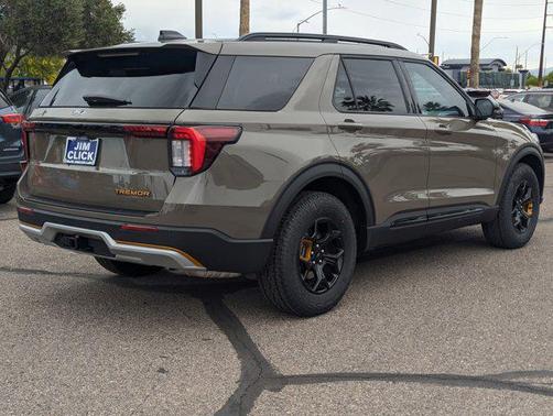 Marsh Gray 2026 Ford Explorer Tremor