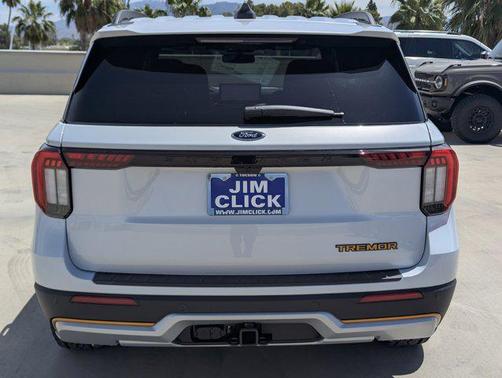 Space White Metallic 2026 Ford Explorer Tremor