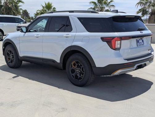 Space White Metallic 2026 Ford Explorer Tremor