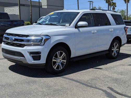 Oxford White 2024 Ford Expedition Limited