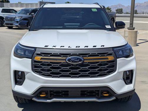 Star White Metallic Tri-Coat 2026 Ford Explorer Tremor